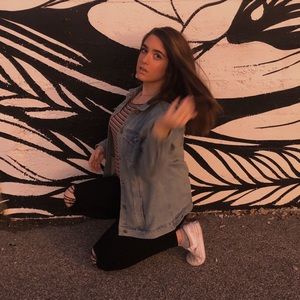 Meet your Posher, Veronica